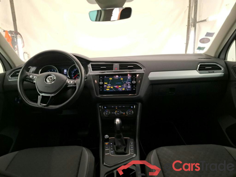 VOLKSWAGEN Tiguan / 2016 / 5P / SUV 1.5 TSI 150 EVO DSG7 Confortline Busines #5