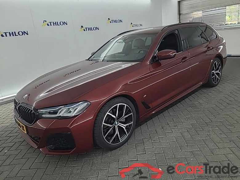 BMW 5-serie Touring 518dA Business Edition Plus 5D 110kW #1