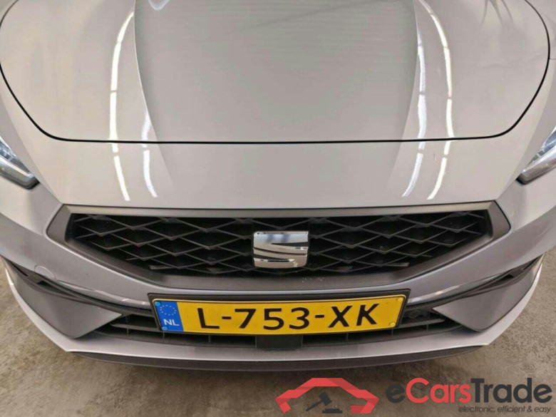 SEAT Leon Sportstourer 1.5 TSI FR Bns Int #4