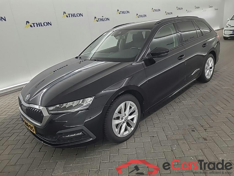 SKODA Octavia Combi 1.5 TSI First Edit. #1