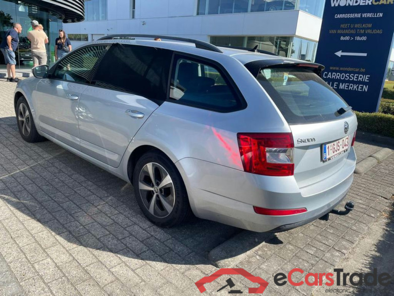 SKODA Octavia Combi Dsl Octavia SW 1.6 CR TDi GreenLine Ambition #4