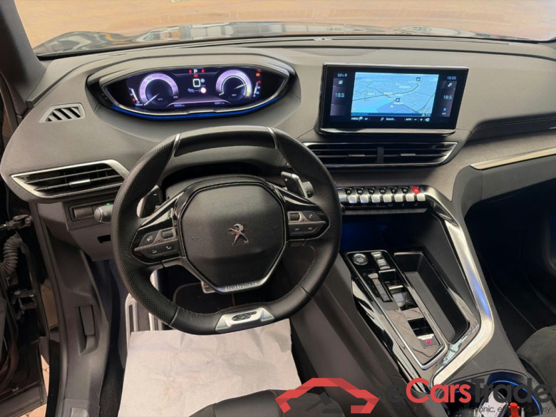 PEUGEOT 5008 1.2 Hyb. 136 GT #5