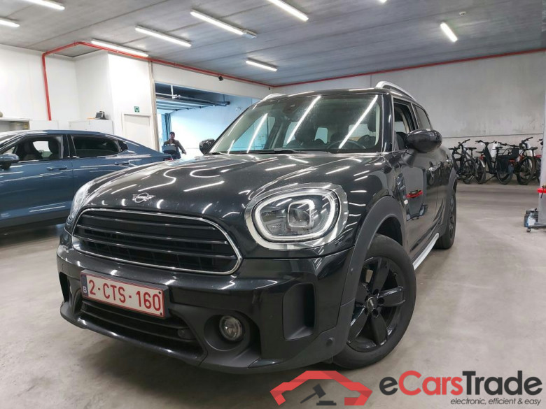 MINI - MIN COUNTRYMAN COOPER 1.5iA 136PK Classic Trim & Maximized Pack With Mem Seat & Active Cruise & Driving Assistant & Harman Kardon & Pano Roof & PDC Front & Rear   * PETROL *