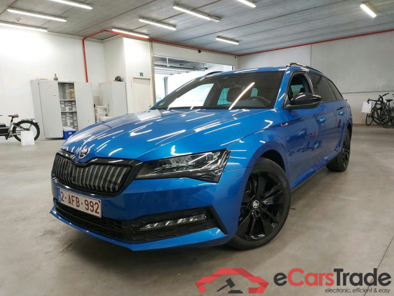 SKODA - SKO SUPERB COMBI 1.4 TSI iV 218PK DSG6 Sportline With Massage Seats & Heated Front & Rear & Lane & Side Assist & 360 Camera & PAno Roof & Removable Trailer Hook * HYBRID *