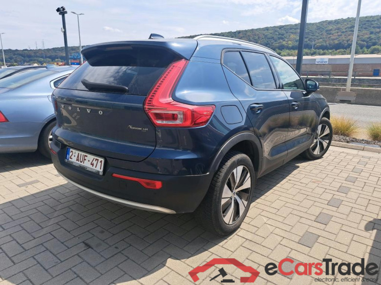 VOLVO XC40 1.5 T2 GEARTRONIC MOMENTUM PRO #4