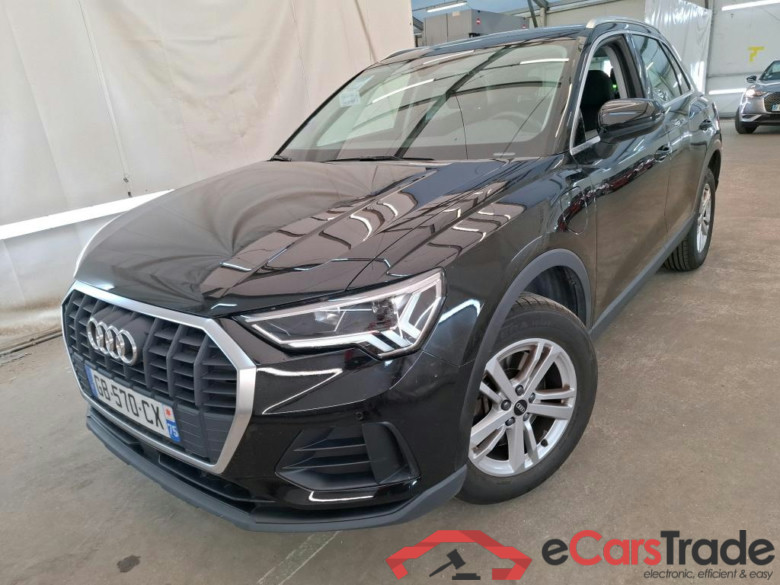AUDI Q3 / 2018 / 5P / SUV 45 TFSI E 245 S TRONIC BUSINESS LINE #1