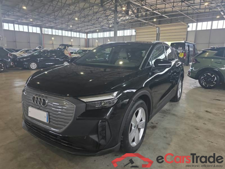 AUDI Q4 E-TRON / 2021 / 5P / SUV 35 E-TRON BUSINESS #1