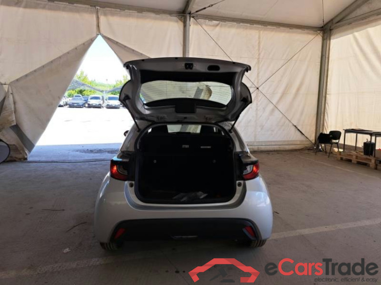 TOYOTA YARIS / 2020 / 5P / BERLINA HYBRID BUSINESS MY20 #5