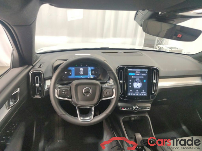 Volvo XC40 B3 Core DCT 5d #6