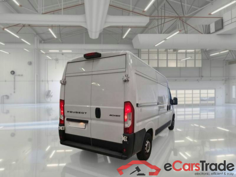 PEUGEOT BOXER / 2023 / 4P / FURGONE 2.2 BLUEHDI 120 SeS 330 L2H2 #2