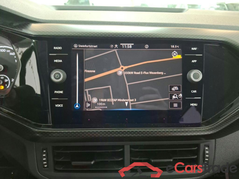 VOLKSWAGEN T-Cross 70 kW #3