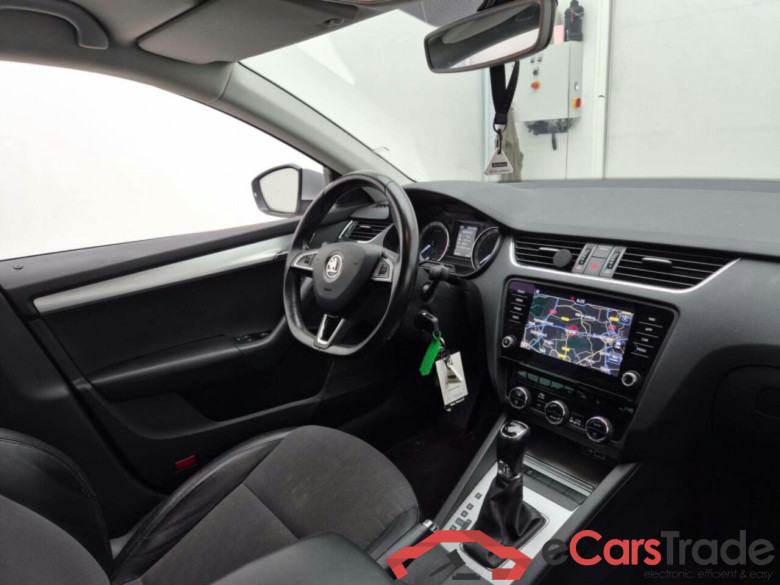 SKODA Octavia Combi 1.5 TSI Bns Edition #3