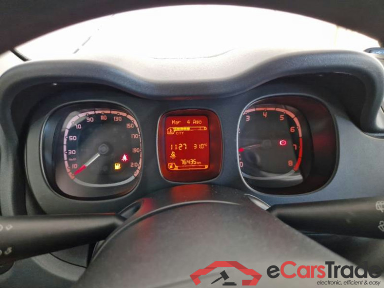 FIAT PANDA / 2011 / 5P / BERLINA 1.2 69CV SeS E6D-TEMP EASY #4