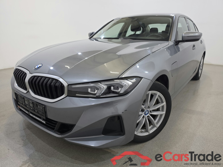 BMW 320e Plug-In Hybrid Aut. LED LC-Pro Navi-Pro KeylessGo Camera Klima PDC ...