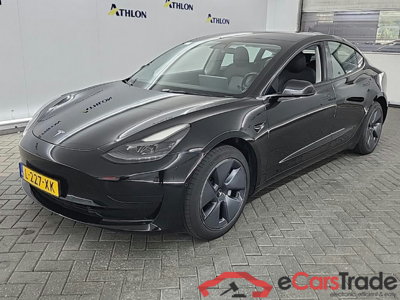 Tesla Model 3 Standard Range Plus RWD 4D 225kW