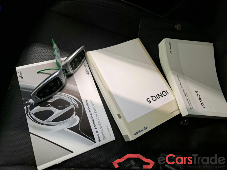 Hyundai IONIQ 5 77,4kWh Connect+ auto 5d #4