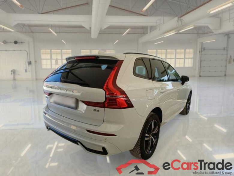 VOLVO XC60 / 2021 / 5P / SUV B4 D AUTOMATICO R-DESIGN #2