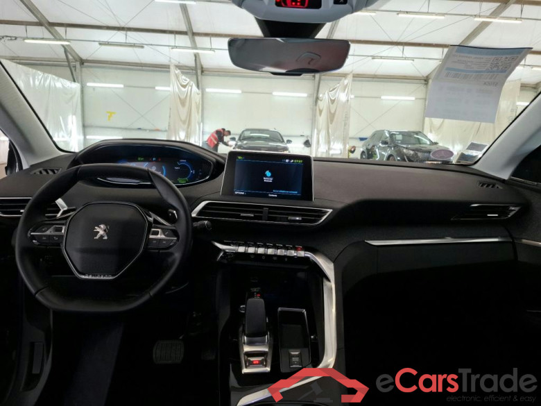 PEUGEOT 3008 / 2016 / 5P / SUV Hybrid 225 e-EAT8 ALLURE #5