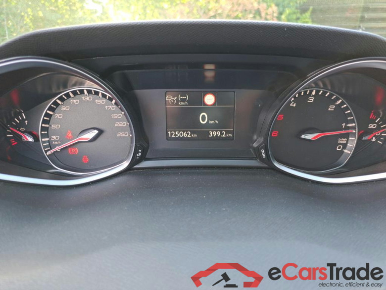 PEUGEOT - PEU 308 SW BlueHDi 130PK Allure With HEated Leather Seats & Pack Driver Sport & Side Security & Driver Assist II & VisioPark I #5