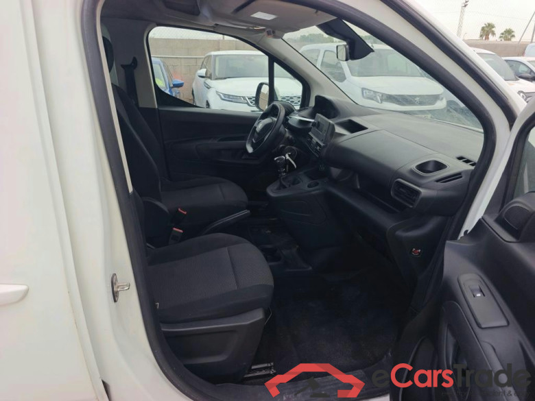 PEUGEOT Rifter / 2018 / 4P / combi Active Standard BlueHDi 73kW (IND) #6