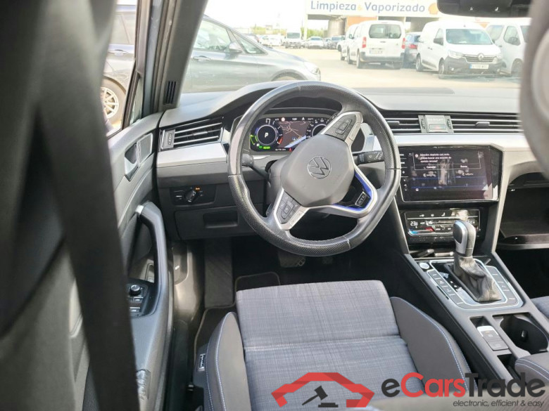 VOLKSWAGEN Passat / 2019 / 5P / familiar Variant GTE 1.4 TSI e-Power 115kW + 85kW #3