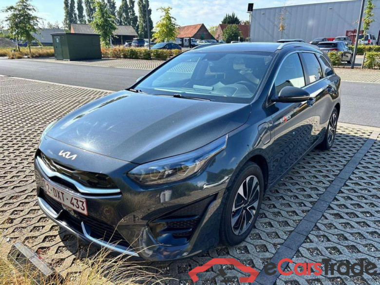 KIA Ceed SW PHEV Ceed SW 1.6 GDi PHEV Business Line DCT #1