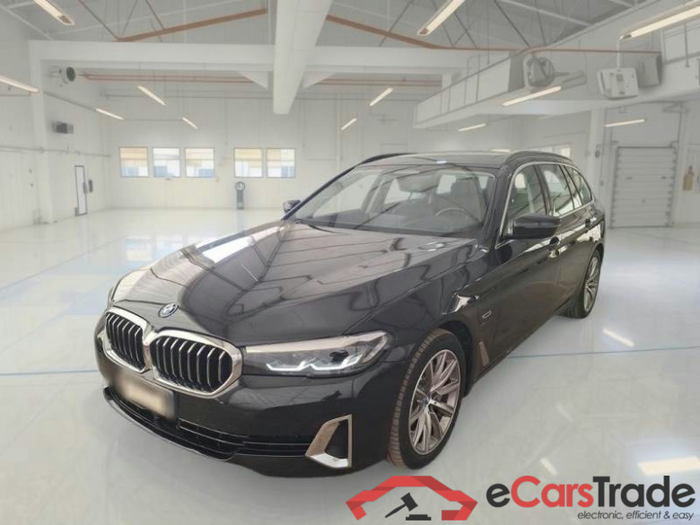 BMW SERIE 5 / 2020 / 5P / STATION WAGON 530E XDRIVE LUXURY AUTO TOURING #1