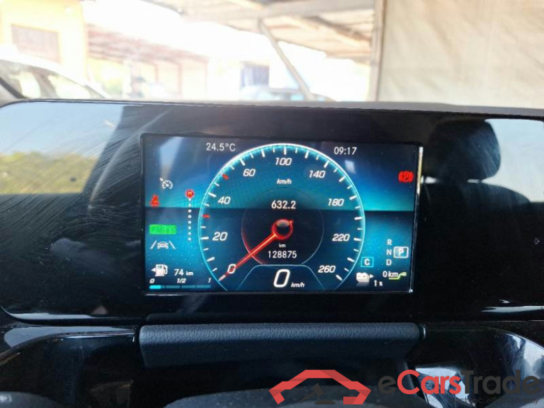 MERCEDES-BENZ CLASSE B / 2018 / 5P / MONOVOLUME B 250 EQ-POWER AUTO. SPORT PLUS #4