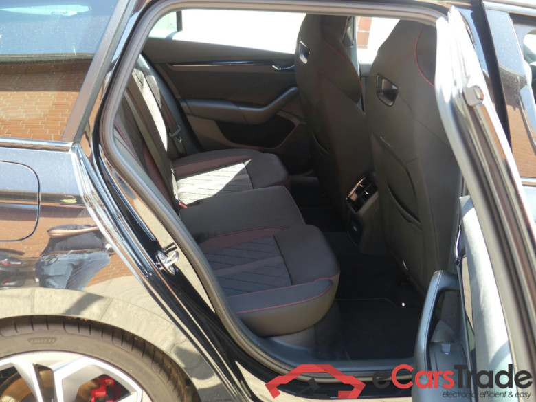Octavia Combi RS 2.0 TDI 147KW AT7 E6d #4