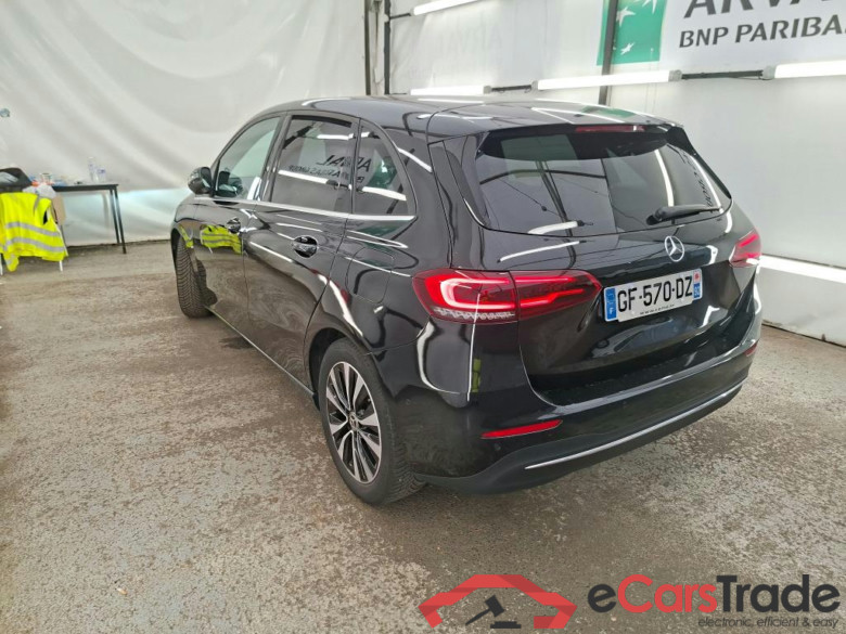 MERCEDES-BENZ Classe B / 2019 / 5P / monospace B 180 d Business Line Edition BA8 #2