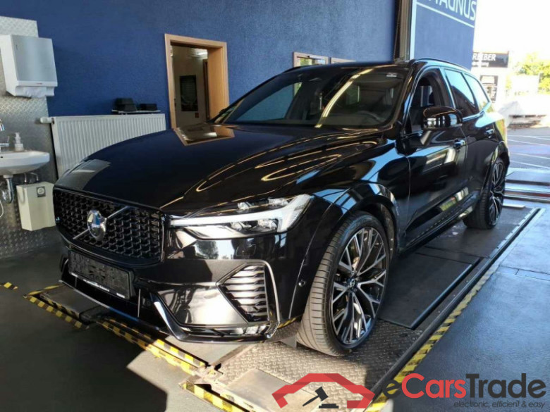 Volvo XC60 (03.2017->) DE - SUV5 B5 (Benzin) 2WD EU6d, R-Design Mild-Hybrid, (Facelift) 2021 - 2022