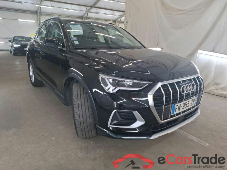 AUDI Q3 / 2018 / 5P / SUV 1.5 35 TFSI 150 S TRONIC DESIGN LUXE #4