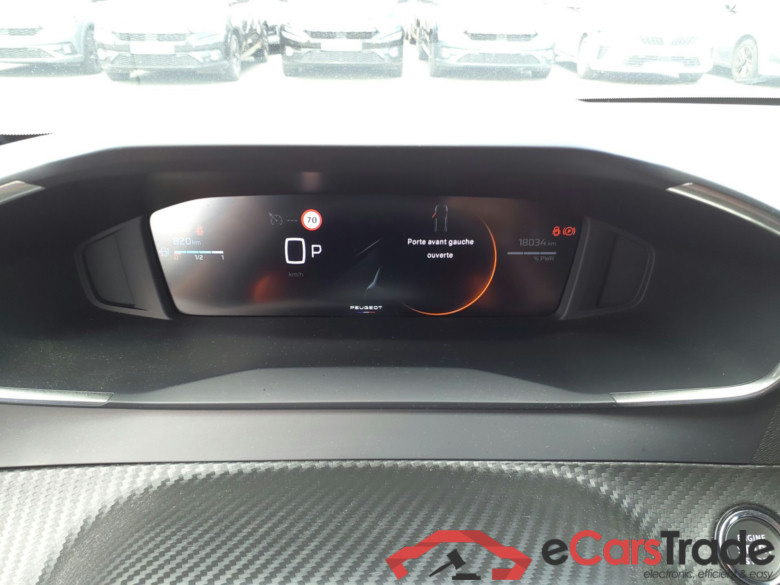 PEUGEOT 208  PEUGEOT 208  Allure Hybrid 110 ch e-DCS6 + pack access #6