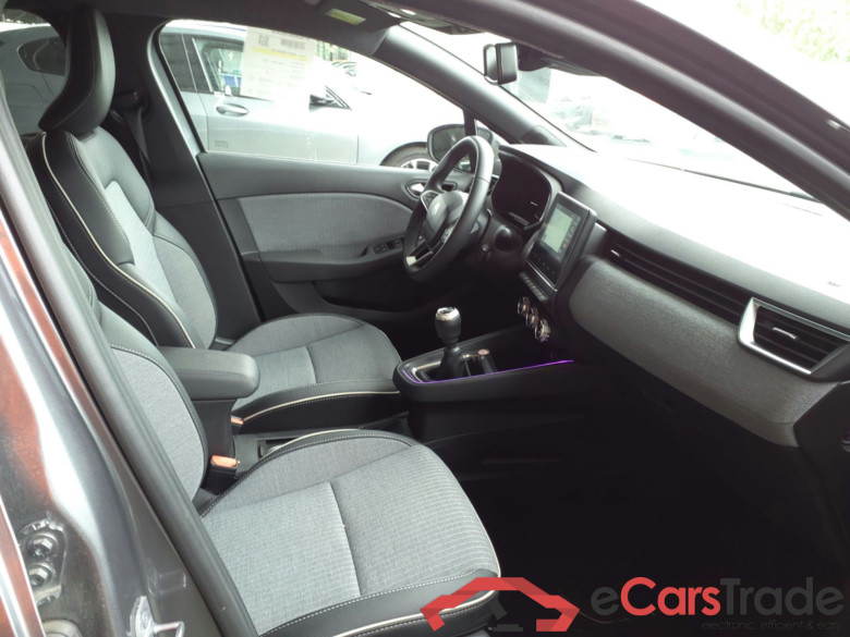 RENAULT Clio RENAULT Clio TCE 90 CV techno  BVM #5