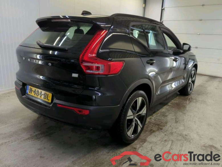 VOLVO XC40 Recharge P8 AWD RDes #2