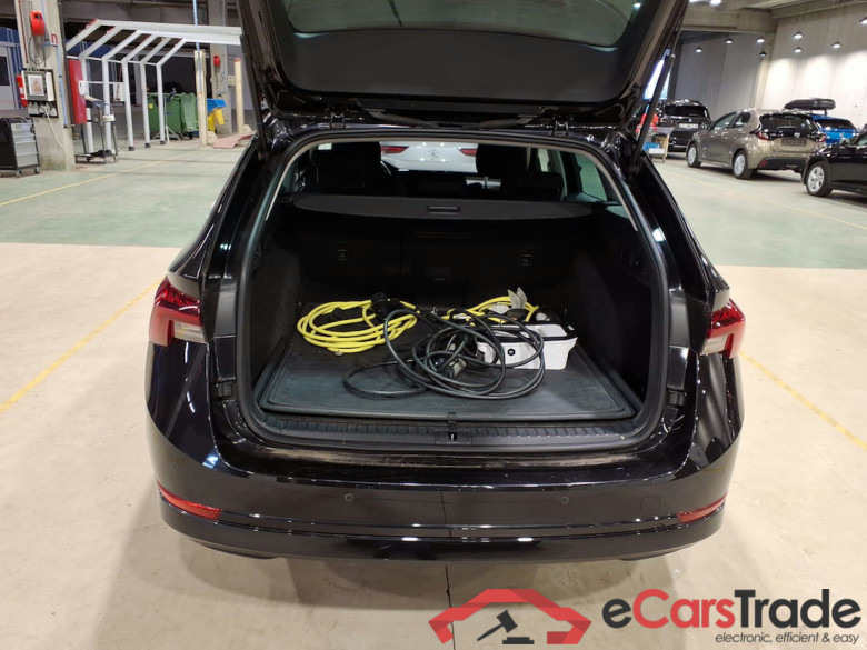 SKODA OCTAVIA COMBI 1.4 TSI PHEV 150KW DSG CLEVER #3