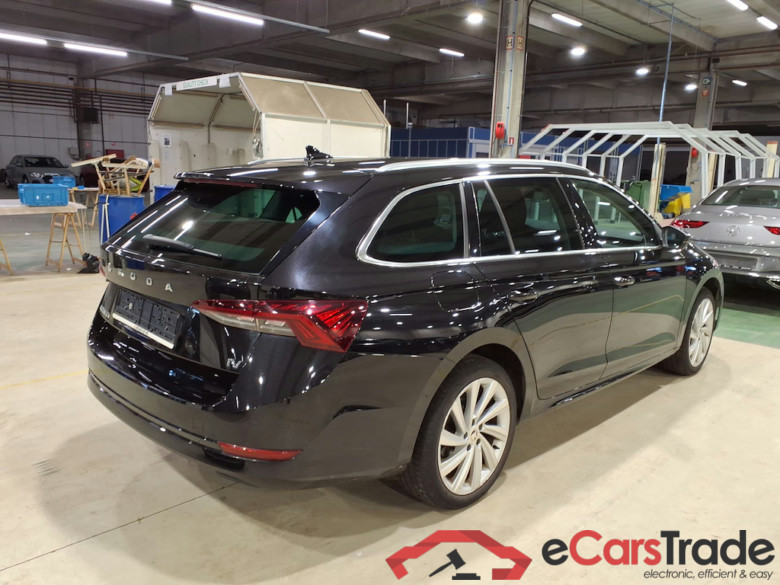 SKODA OCTAVIA COMBI 1.4 TSI PHEV 150KW DSG CLEVER #4