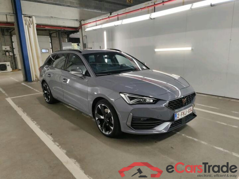 Cupra Leon ST Leon ST 1.4 e-Hybrid PHEV DSG (PHEV) 150kW/204pk  5D/P Auto-6 (Pneus 4 saisons) - CO2 indicative #2