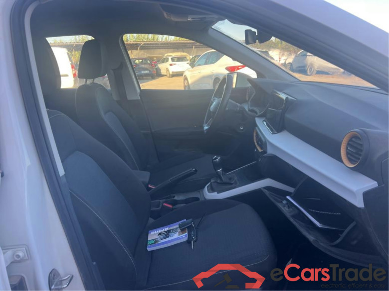 SEAT Arona / 2021 / 5P / todoterreno 1.0 TSI 81kW (110CV) Style XL(SP) #6