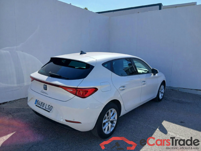 SEAT Nuevo León / 2020 / 5P / berlina con portón 2.0 TDI 85kW S&S Style Go (AC3) #2