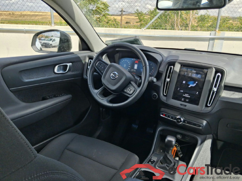 VOLVO XC40 / 2021 / 5P / todoterreno 1.5 T2 Essential #3