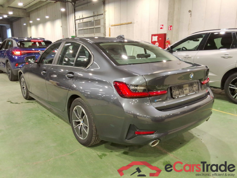 BMW 3-serie 2.0 320D (120KW) BERLINE #2