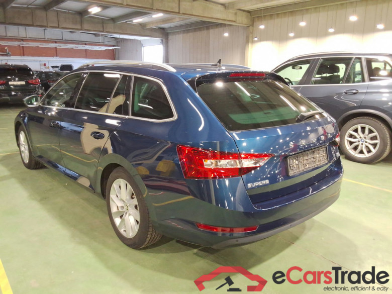 SKODA SUPERB COMBI - 2019 1.4 TSI PHEV Style DSG #2