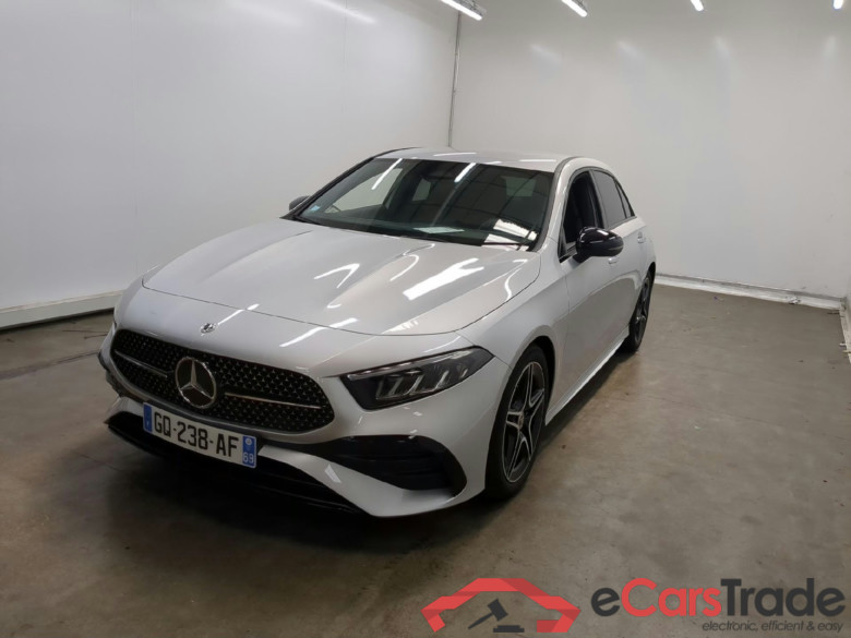 MERCEDES-BENZ Classe A Compact / 2022 / 5P / Berline A 180 AMG Line 7G-DCT #1