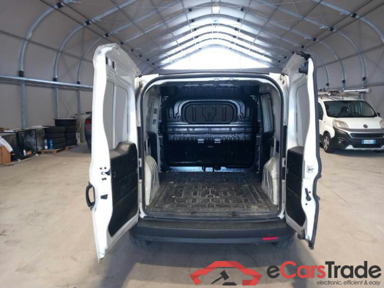 FIAT DOBLÒ CARGO / 2014 / 4P / VETT. FURGONATA CH1 LOUNGE 1.6 MJET 105CV E6D-F SeS #5