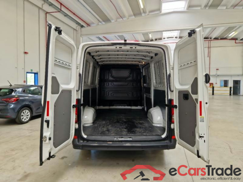 VOLKSWAGEN CRAFTER / 2017 / 4P / FURGONE 35 L3H2 2.0 BITDI 130KW BUSINESS AUT. #5