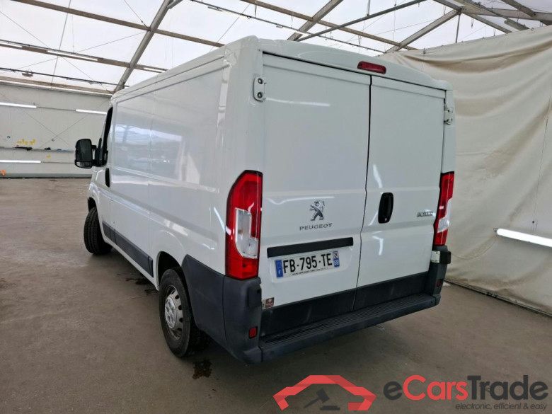 PEUGEOT Boxer / 2014 / 4P / Fourgon tôlé BLUEHDI 110 PREMIUM PACK 330 L1H1 #2
