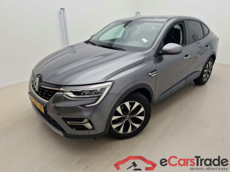 RENAULT Arkana 1.6 E-Tech hybrid 145 evolutio