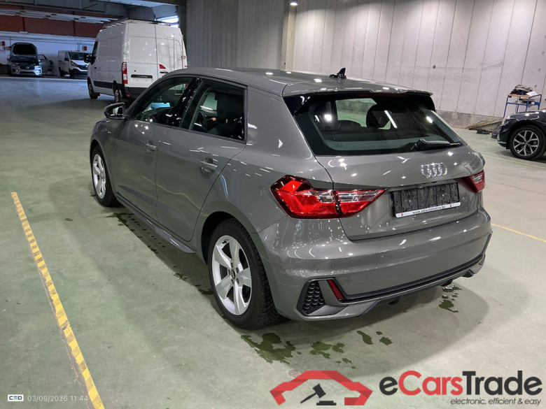 AUDI A1 SPORTBACK 1.0 25 TFSI S TRONIC S LINE BUSINESS ED. #3