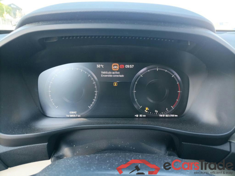 VOLVO XC40 / 2017 / 5P / todoterreno 2.0 D3 Inscription Auto #4